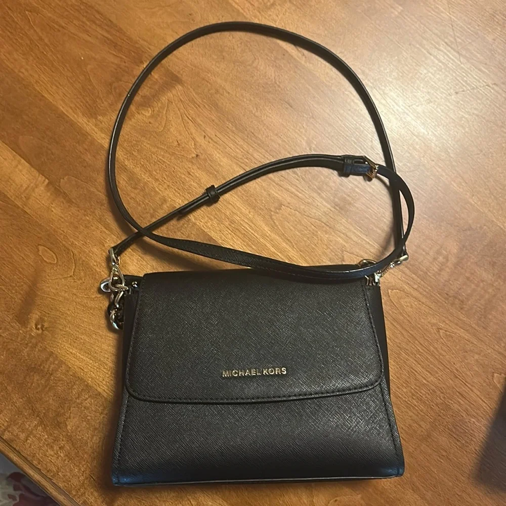 Michael Kors Black Crossbody - Picture 1 of 4